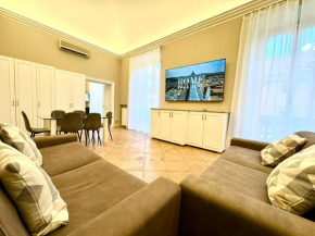 Lux Apartment Cavour